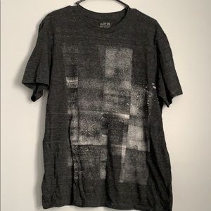 Graphic tee